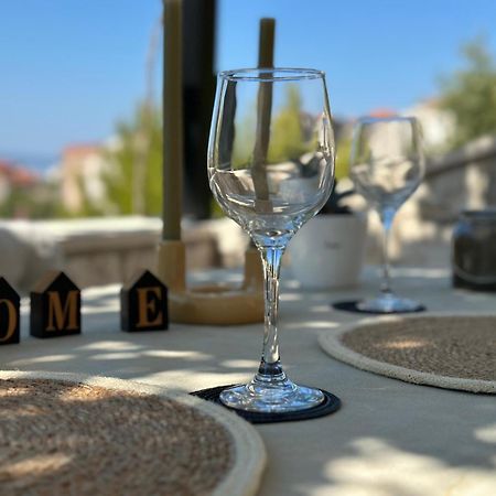 Romantic Stone- Studio apartman Omiš Esterno foto