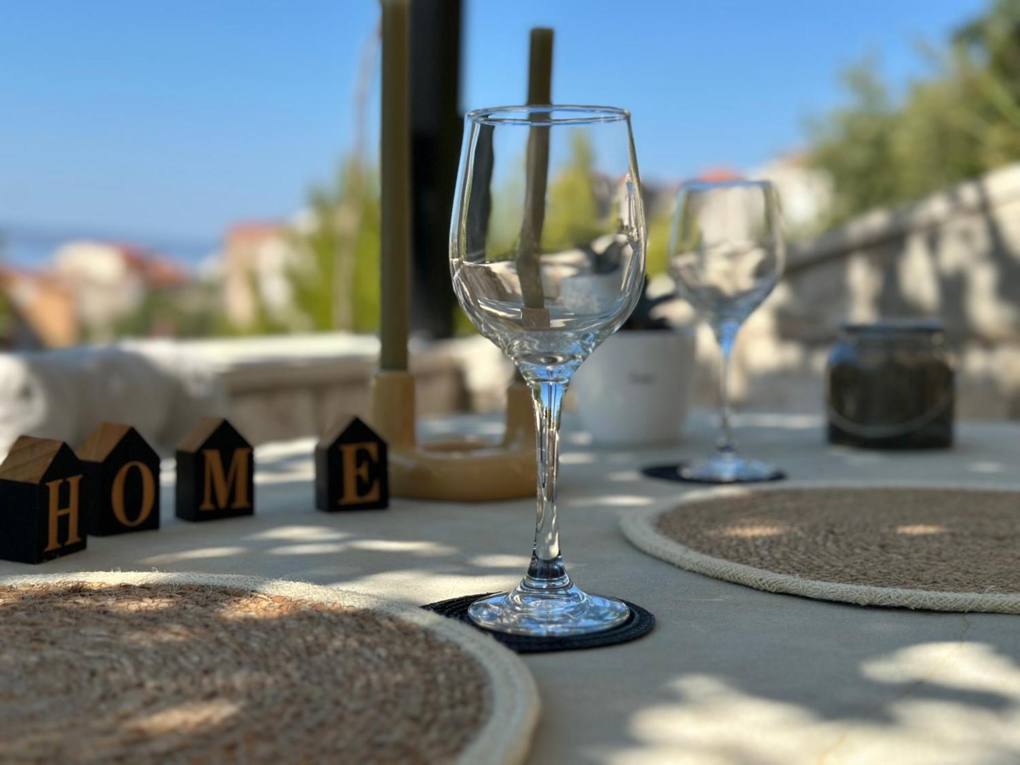Romantic Stone- Studio apartman Omiš Esterno foto